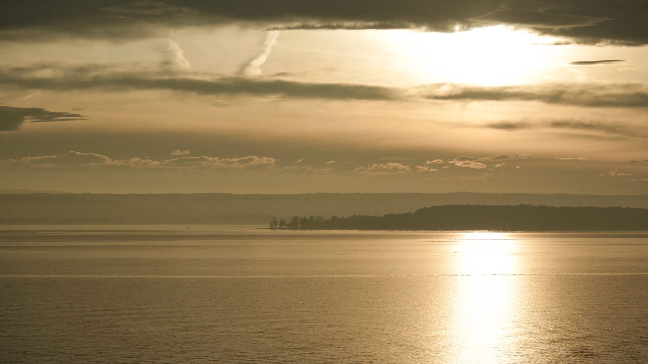 Sun shining reflection on water sea