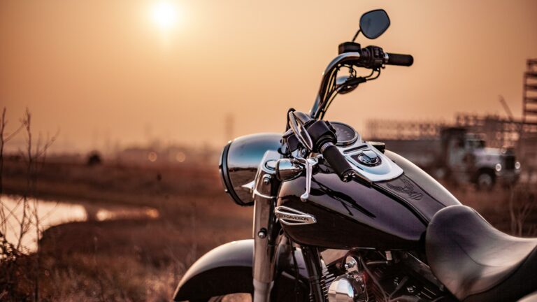 Sun Shining Bike Wallpaper for Background Image Picture 4k Hd 3840x2160 for Laptop Pc Computer Mac Desktop Wallpaper background (Image-Photo-Picture) full HD free download.